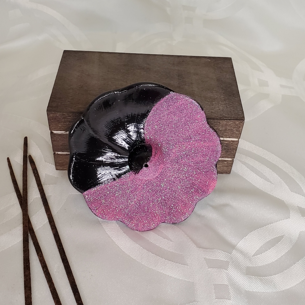 Black & Pink Glitter Lotus Flower Incense Holder